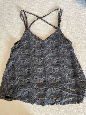 RVCA Black & White Wave-Print Cross-Back Cami